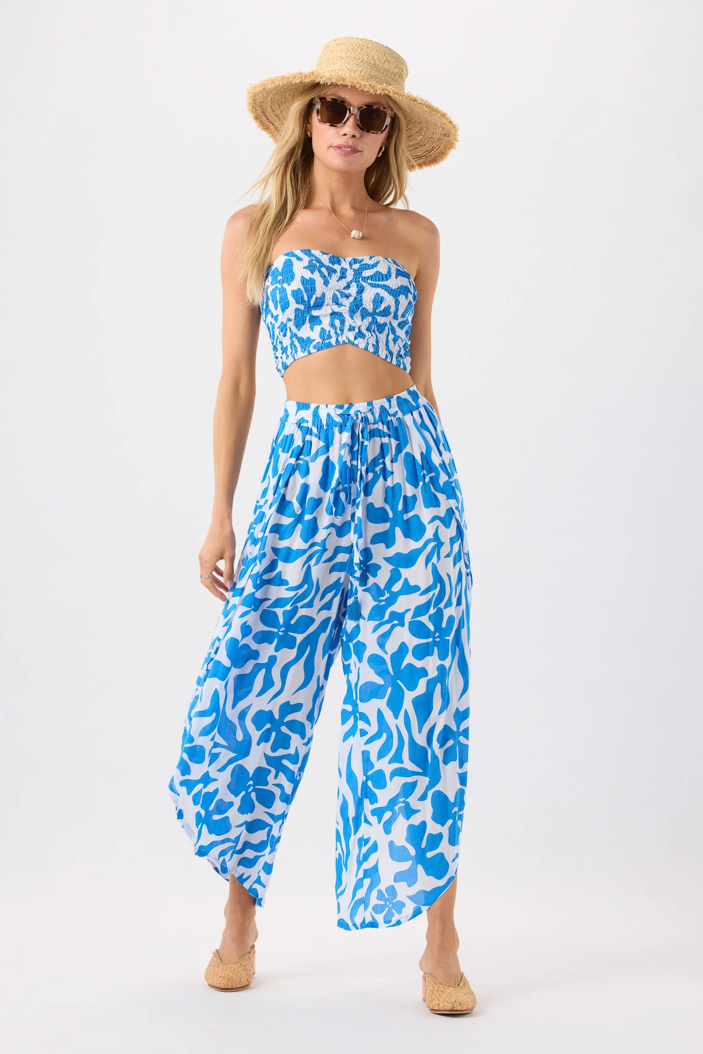 Hollie Crop Top Sleeveless - Image 4